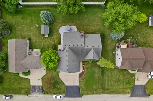 2525 Antoinette Trail, Racine, WI 53402 - Photo 70