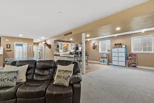 2525 Antoinette Trail, Racine, WI 53402 - Photo 50