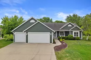 2525 Antoinette Trail, Racine, WI 53402 - Photo 2