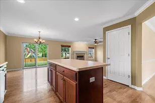 550 Lambert Dr, Slinger, WI 53086 - Photo 10