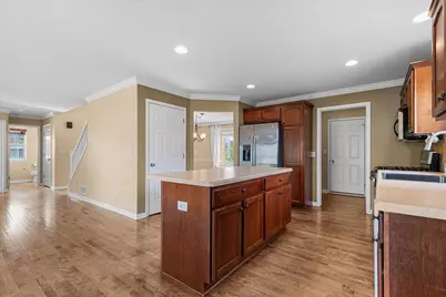 550  Lambert Dr, Slinger, WI 53086 - Photo 12
