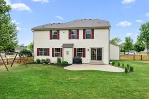 550 Lambert Dr, Slinger, WI 53086 - Photo 2