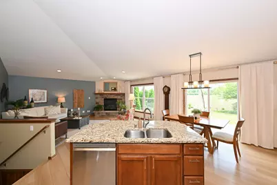 967  Log Cabin Ln, Belgium, WI 53004 - Photo 10
