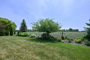 967 Log Cabin Ln, Belgium, WI 53004 - Photo 34