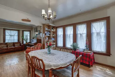 1251 S 30th St, Milwaukee, WI 53215 - Photo 10