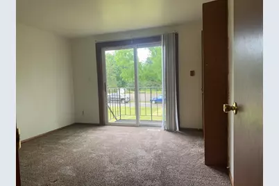 418  Beloit St #5, Walworth, WI 53184 - Photo 8