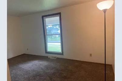 418  Beloit St #5, Walworth, WI 53184 - Photo 12
