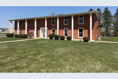418  Beloit St #5, Walworth, WI 53184 - Photo 2