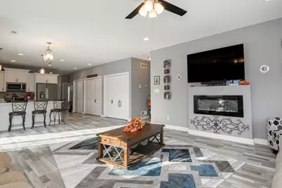 106  Phantom Lake Ct, Mukwonago, WI 53149 - Photo 20