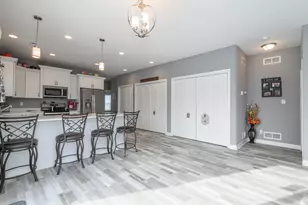 106 Phantom Lk Ct, Mukwonago, WI 53149 - Photo 26