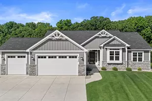 9154 Creekside Cir, Pleasant Prairie, WI 53158 - Photo 2