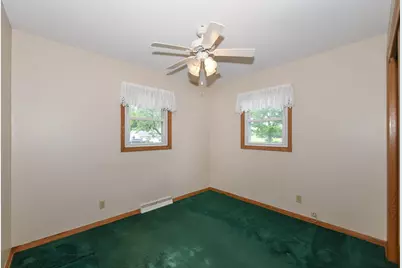312 N Jackson St, Elkhorn, WI 53121 - Photo 18