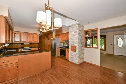 312 N Jackson St, Elkhorn, WI 53121 - Photo 6