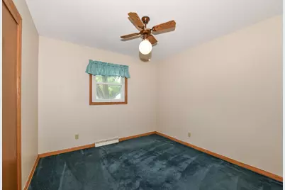 312 N Jackson St, Elkhorn, WI 53121 - Photo 20