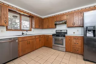 3 Linden Cir, Jefferson, WI 53549 - Photo 8