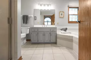 W153N5311 Plaza Dr, Menomonee Falls, WI 53051 - Photo 26