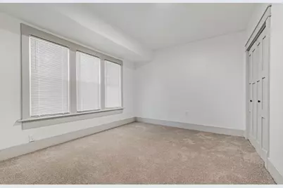 5615 W Burleigh St, Milwaukee, WI 53210 - Photo 14