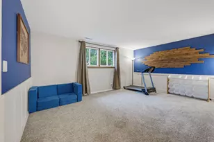 12405 W Crawford Dr, New Berlin, WI 53151 - Photo 18