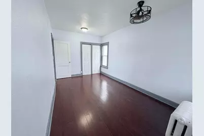 1203 W Oklahoma Ave, Milwaukee, WI 53215 - Photo 8