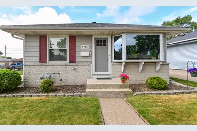 1715 W Salem St, Milwaukee, WI 53221 - Photo 2