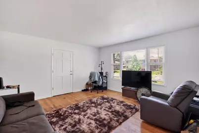 5024 N 84th St #5026, Milwaukee, WI 53225 - Photo 6