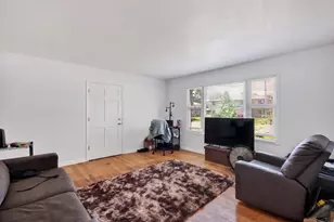 5024 N 84th St, Milwaukee, WI 53225 - Photo 6