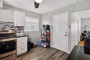 5024 N 84th St, Milwaukee, WI 53225 - Photo 8