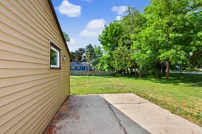 457 W 5th St, Oconomowoc, WI 53066 - Photo 28
