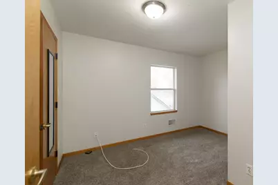 6824 W Mill Rd #6826, Milwaukee, WI 53218 - Photo 12