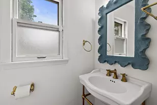 7300 S 92nd St, Franklin, WI 53132 - Photo 16