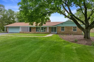 7300 S 92nd St, Franklin, WI 53132 - Photo 44