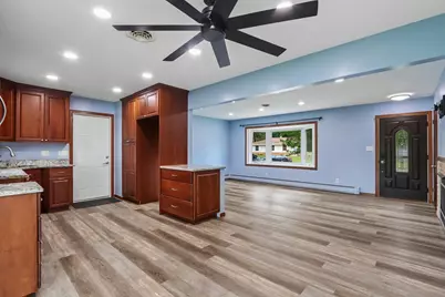 N91W17573  Saint Regis St, Menomonee Falls, WI 53051 - Photo 10
