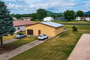 N8620 Garfield Rd, Holland, WI 54636 - Photo 40