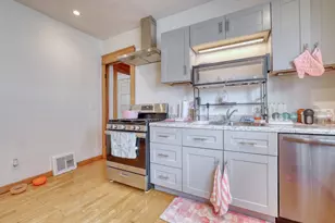 2017 N 48th St, Milwaukee, WI 53208 - Photo 24