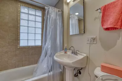 2017 N 48th St #2019, Milwaukee, WI 53208 - Photo 28