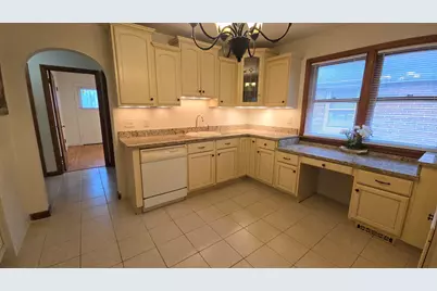 3454 N 58th St, Milwaukee, WI 53216 - Photo 6