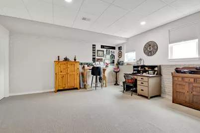 S54W25469  Pebble Brook Ct, Waukesha, WI 53189 - Photo 26