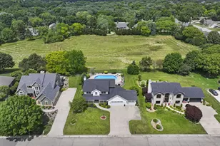 4388 86th St, Pleasant Prairie, WI 53142 - Photo 2
