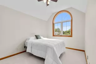 3950 Royal Oaks Dr, Racine, WI 53406 - Photo 20