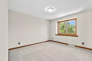3950 Royal Oaks Dr, Racine, WI 53406 - Photo 22