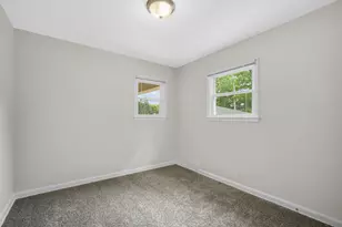 1260 Edwards St, Brookfield, WI 53005 - Photo 14