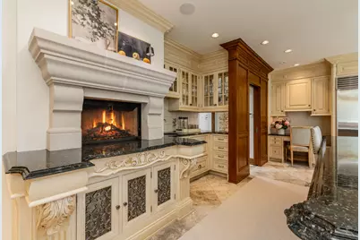 3553 N Shepard Ave, Shorewood, WI 53211 - Photo 18