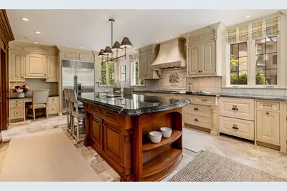 3553 N Shepard Ave, Shorewood, WI 53211 - Photo 16