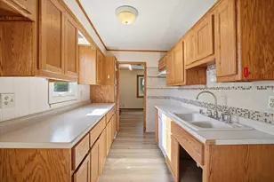 6620 W Morgan Ave, Milwaukee, WI 53220 - Photo 8