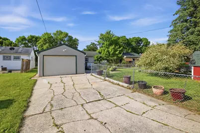 6620 W Morgan Ave, Milwaukee, WI 53220 - Photo 20