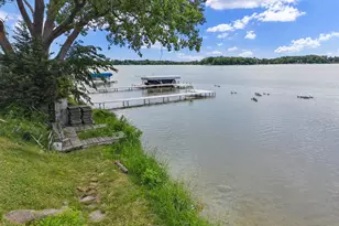 24315 Fairway Dr, Racine, WI 53139 - Photo 12