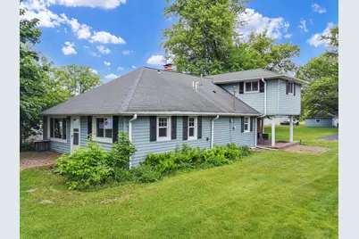 24315  Fairway Dr, Racine, WI 53139 - Photo 4