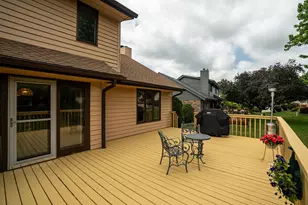 5413 Somerset Ln, Greenfield, WI 53221 - Photo 32