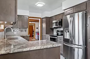 2720 32nd St, La Crosse, WI 54601 - Photo 12