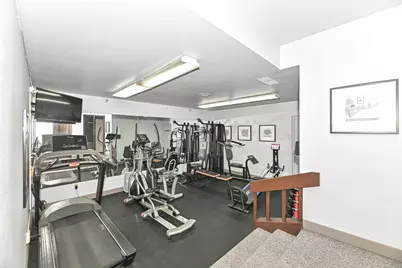 6100 W Stonehedge Dr #167, Greenfield, WI 53220 - Photo 28
